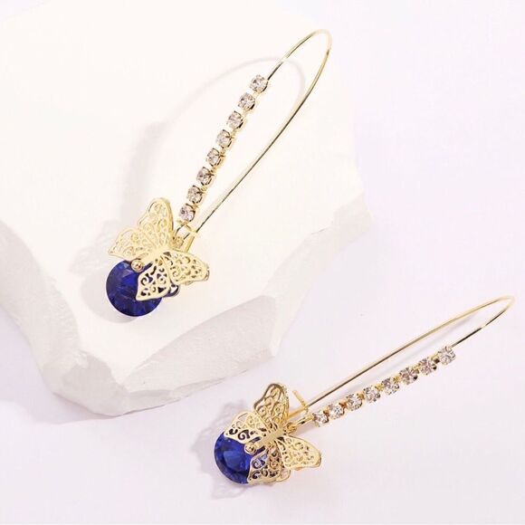 💙 Betsey Johnson dangle butterfly earrings 💙 - Picture 4 of 6